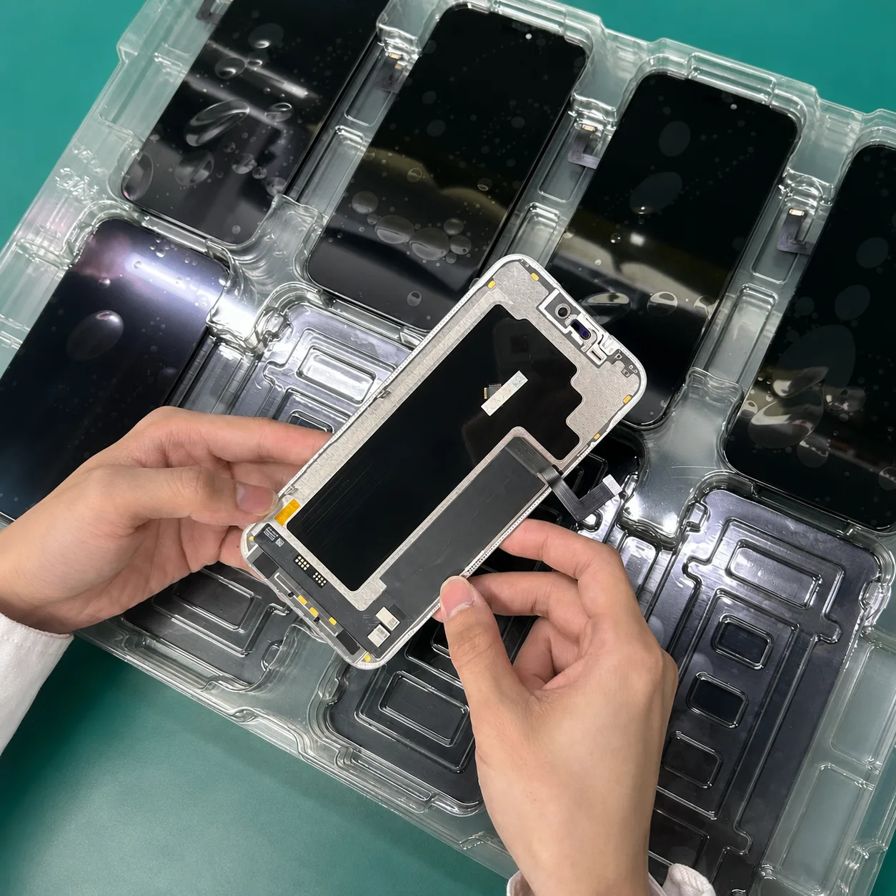 Verificação inicial de peças para celular