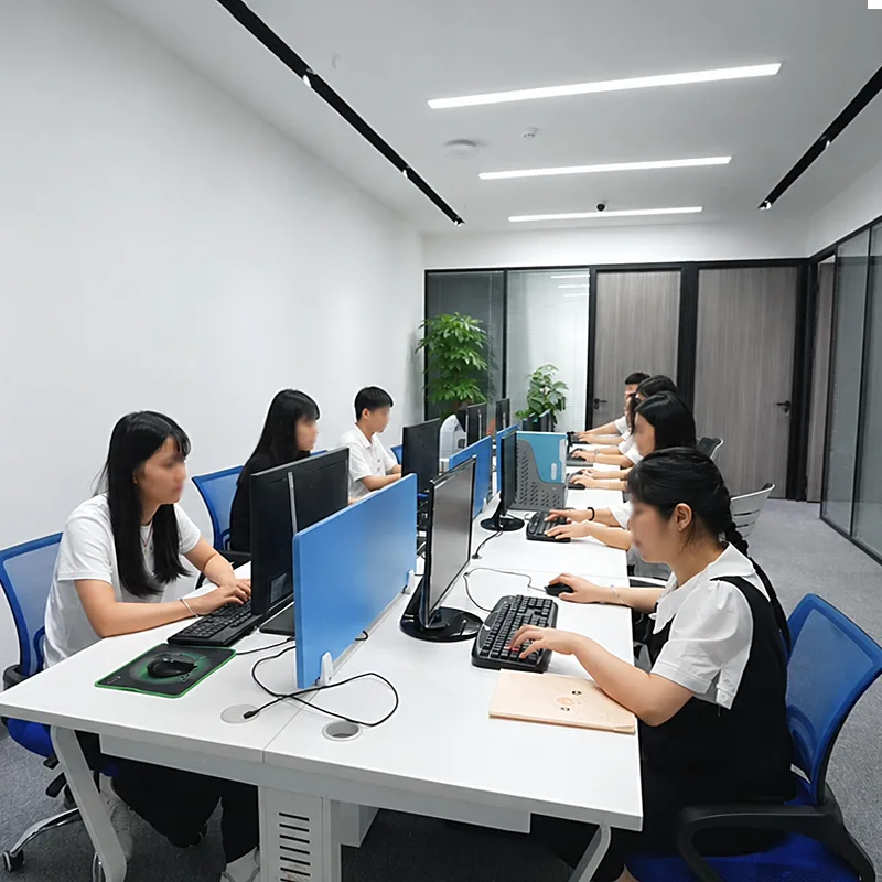 WOSENTE office and customer service team